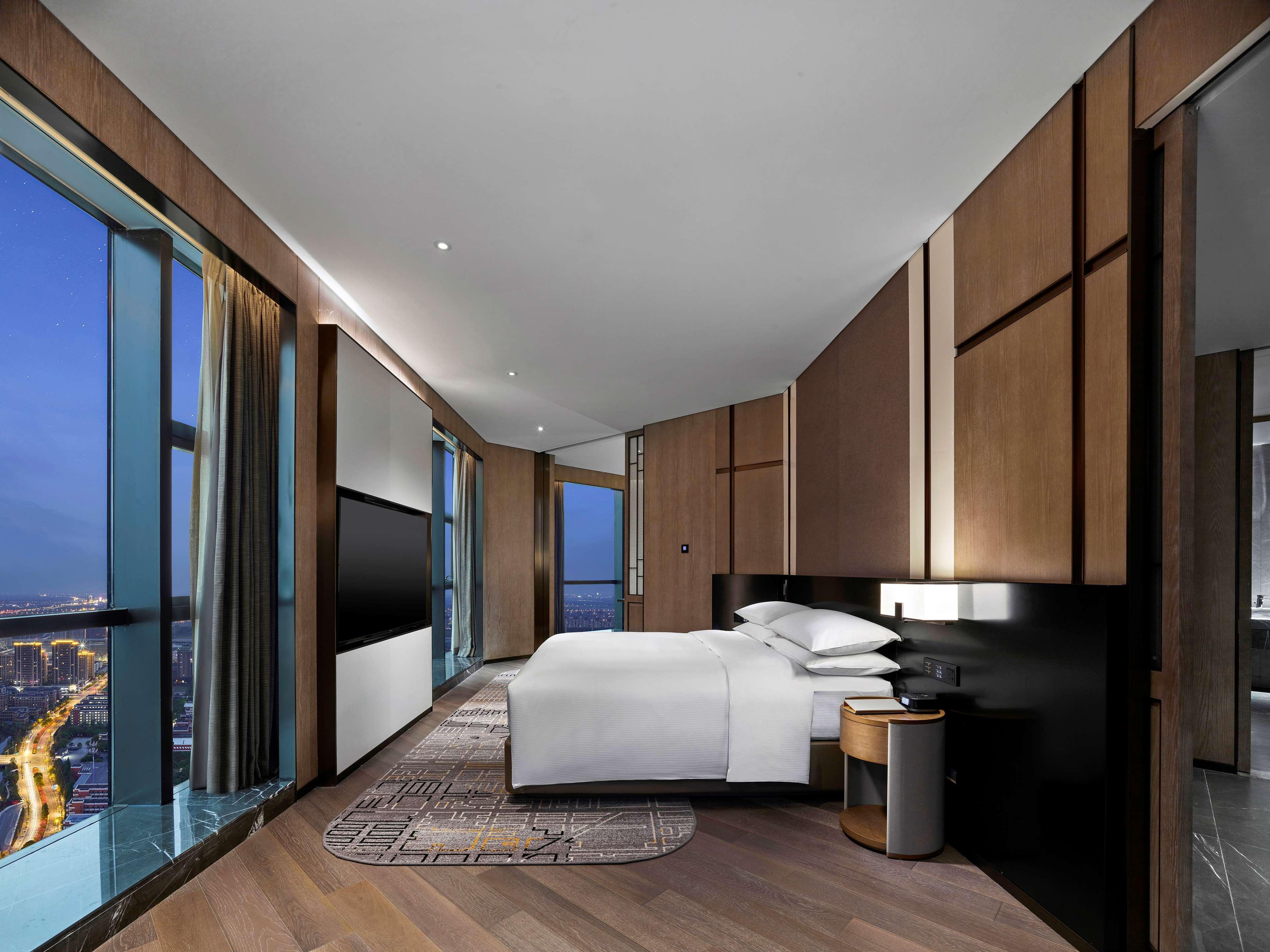 Hilton Jiaxing Hotel ภายนอก รูปภาพ
