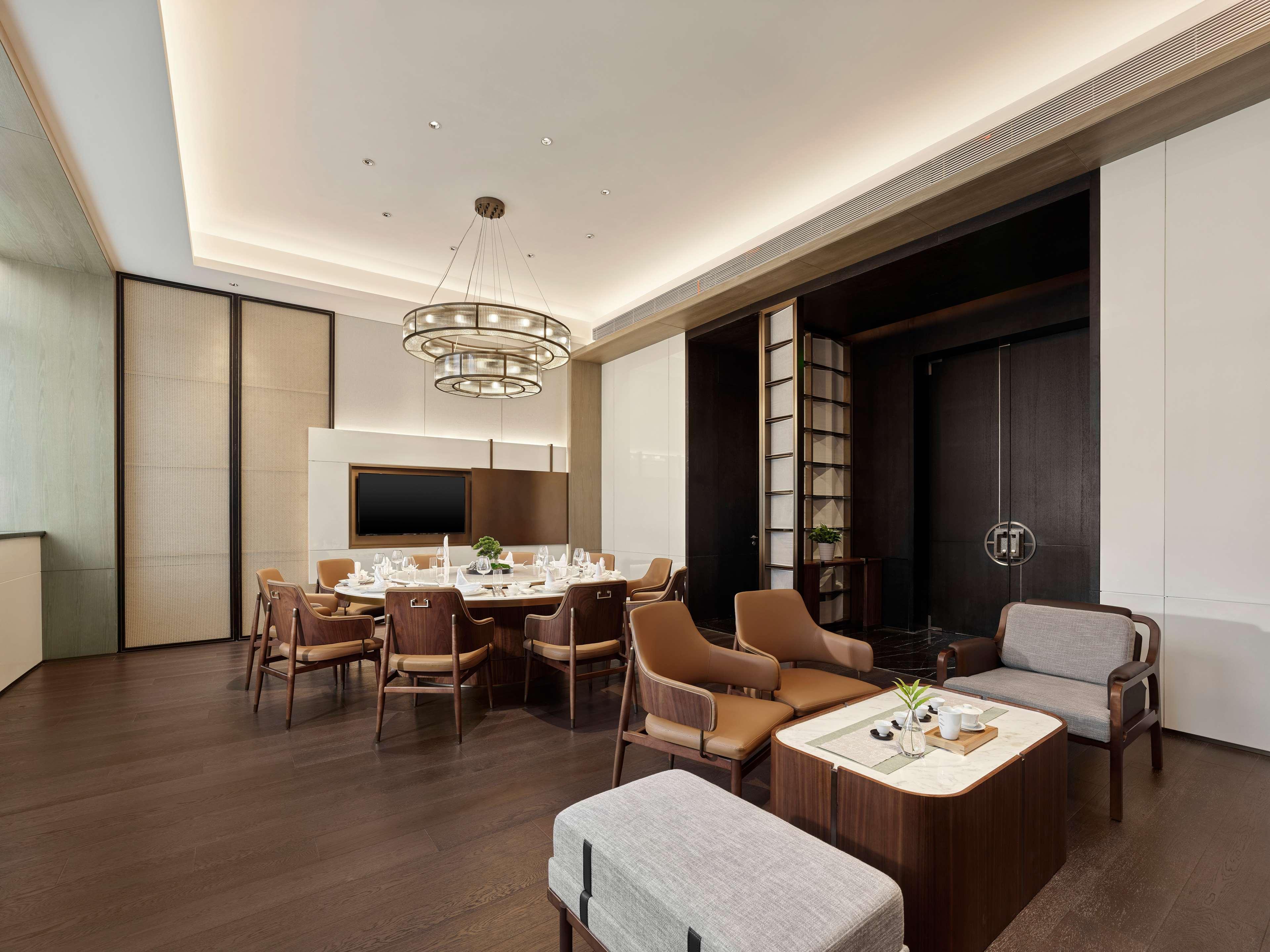 Hilton Jiaxing Hotel ภายนอก รูปภาพ