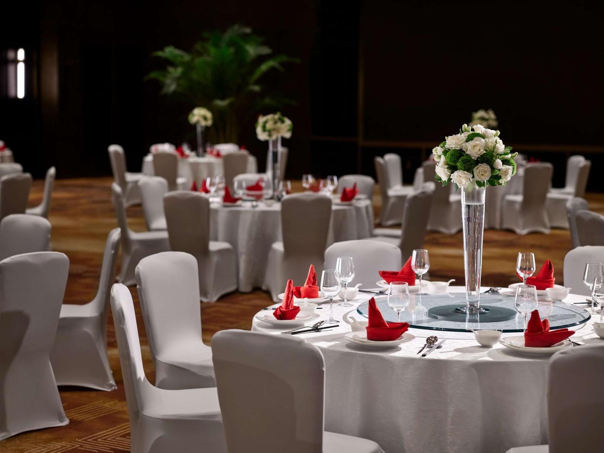 Hilton Jiaxing Hotel ภายนอก รูปภาพ