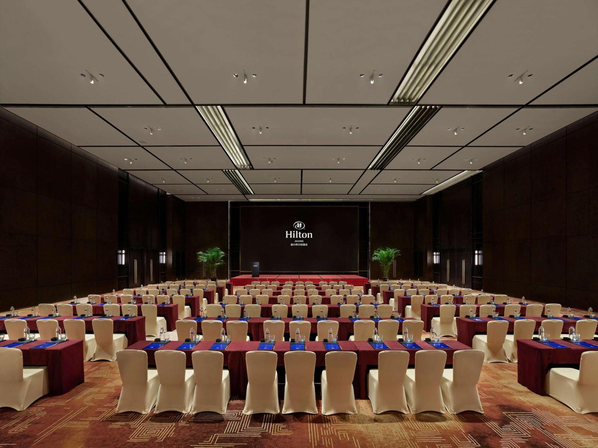 Hilton Jiaxing Hotel ภายนอก รูปภาพ
